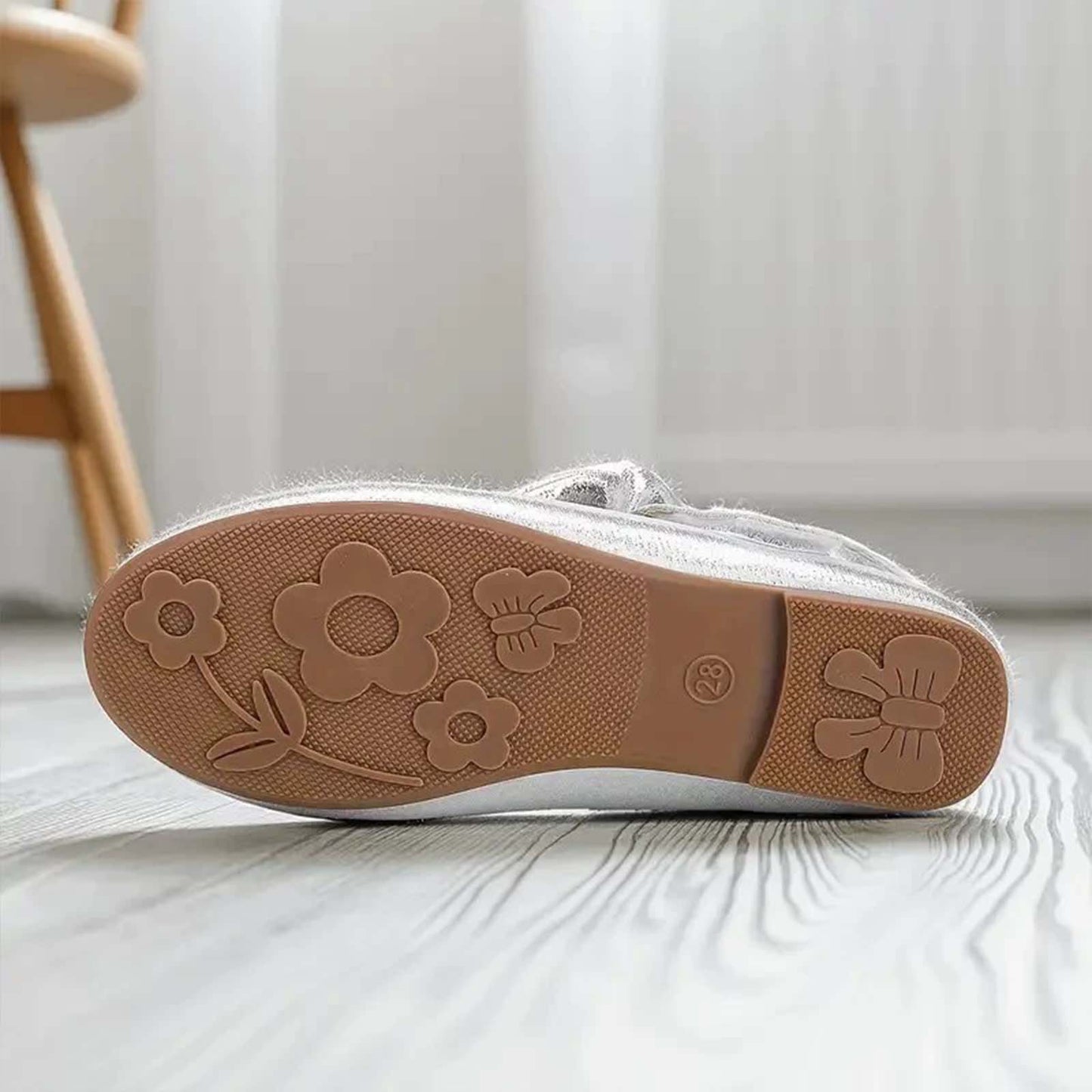 Girls Mary Jane Shoes – Silver Patent Leather Dress Flats with Large Bow, Elegant Princess Shoes for Party, Wedding, Performance