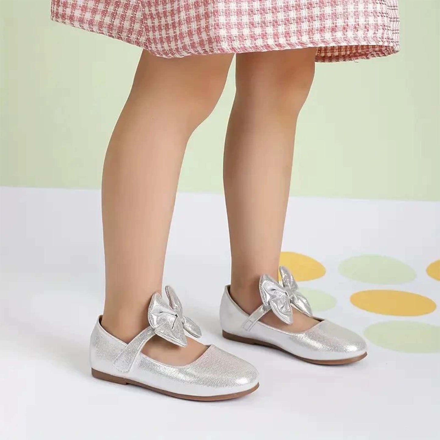Girls Mary Jane Shoes – Silver Patent Leather Dress Flats with Large Bow, Elegant Princess Shoes for Party, Wedding, Performance
