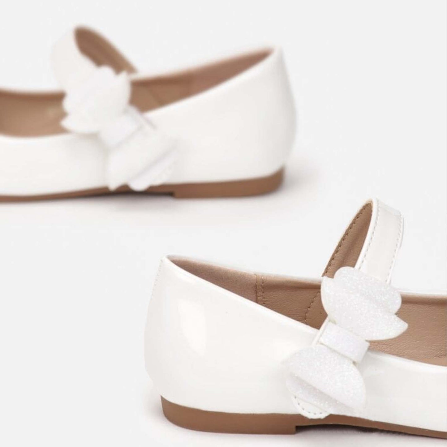 Girls Mary Jane Shoes – White Patent Leather Dress Flats with Shiny Bow, Adjustable Strap, Cute School & Party Shoes