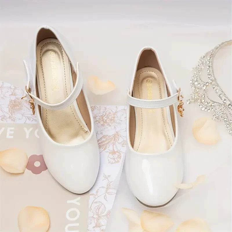 Girls Mary Jane Dress Shoes with Low Heels – Shiny Ivory White Patent Leather, Gold Star & Moon Charm, Elegant Princess Shoes for Weddings, Parties, Performances