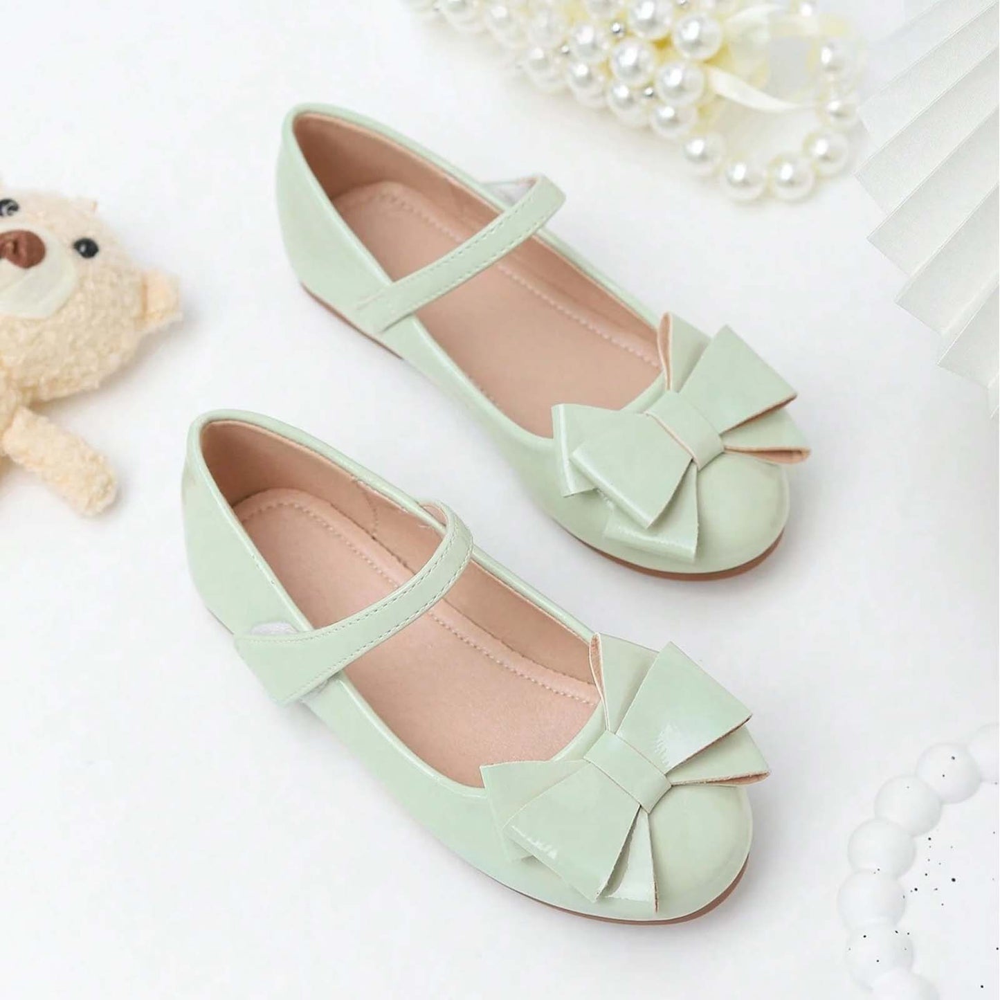 Girls Mary Jane Shoes – Light Green Patent Leather Flats with Big Bow, Single Strap Princess Dress Shoes for Party & Daily Wear