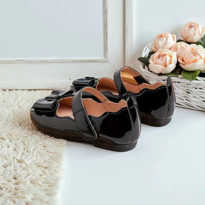 Girls Mary Jane Dress Shoes – Shiny Black Flats with Bow, Single Strap Princess Shoes for Toddler & Little Kids